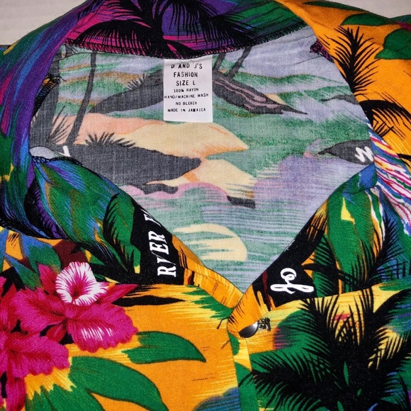 Men’s Floral Print Button Down - Picture 3 of 3